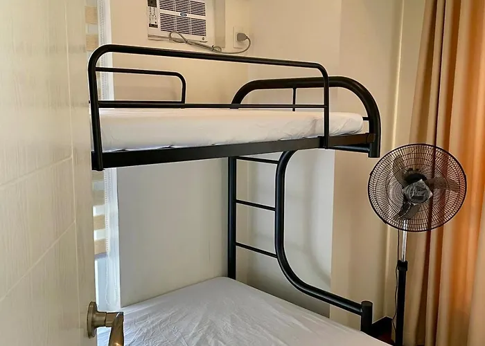 5 Star Luxury - Metro Apartment