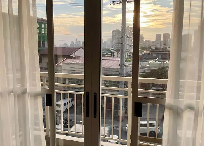 5 Star Luxury - Metro Apartment Manila