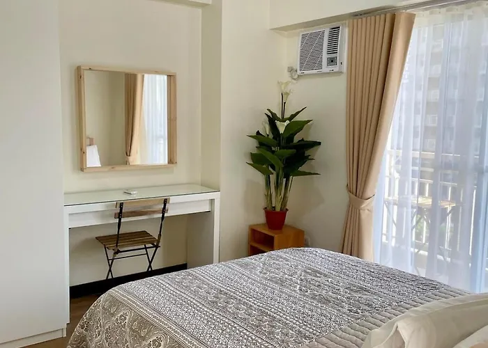 5 Star Luxury - Metro Apartment *